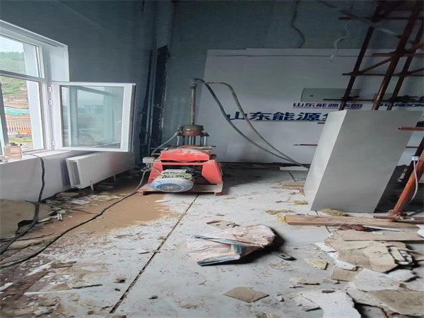 沅陵地基基础下沉墙体裂缝加固注浆顶升施工